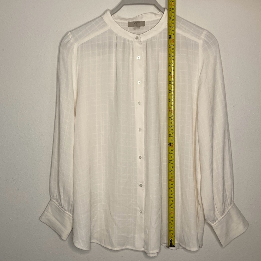 LOFT Size LP White/Cream Button-Down Shirt, w/ Plaid-Style Pattern in Same Color - Picture 6 of 7